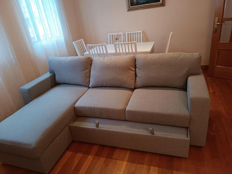 Piso Centro Evolucion Apartment Burgos Bagian luar foto