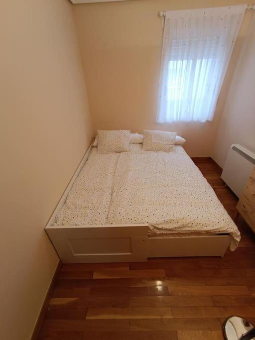 Piso Centro Evolucion Apartment Burgos Bagian luar foto